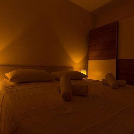 Villa Relax - Beautiful Apartment With Heated Saltwater Pool & Jacuzzi Kaštela 外观 照片
