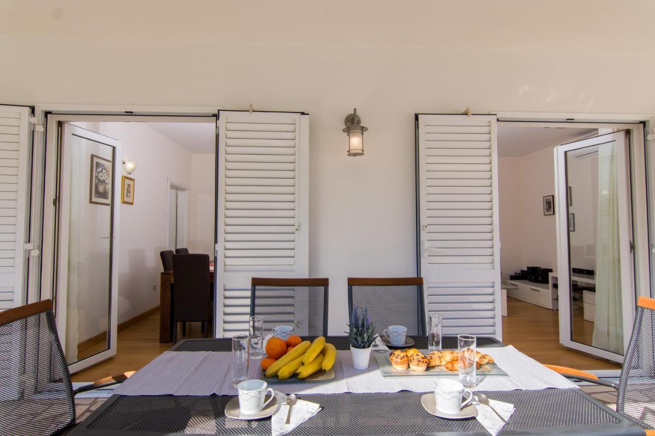 Villa Relax - Beautiful Apartment With Heated Saltwater Pool & Jacuzzi Kaštela 外观 照片
